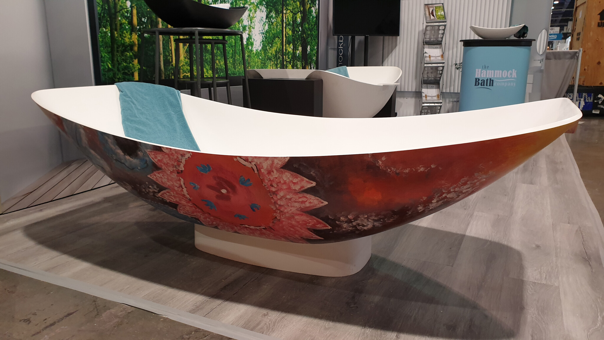 Hammock Bathtubs | The Hammock Bath Collection