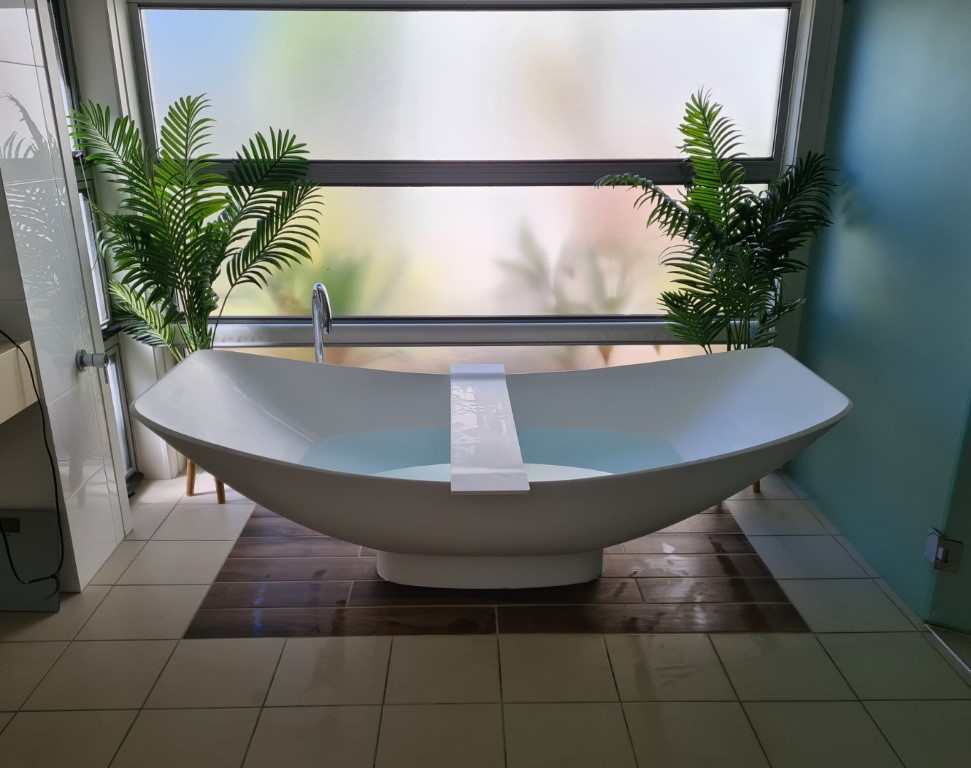 Mirage Hammock Bath customer installed Medium